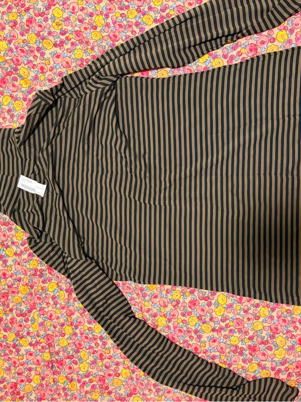 NWT Alembika Turtle Neck Long Sleeve soft and stretchy top